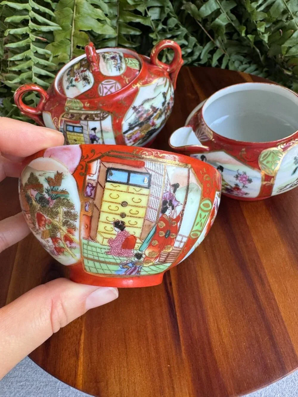 Antique Kutani Ware Geisha Cup, Japan